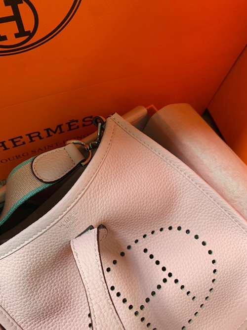 エルメス バッグ 激安角部分ディテール